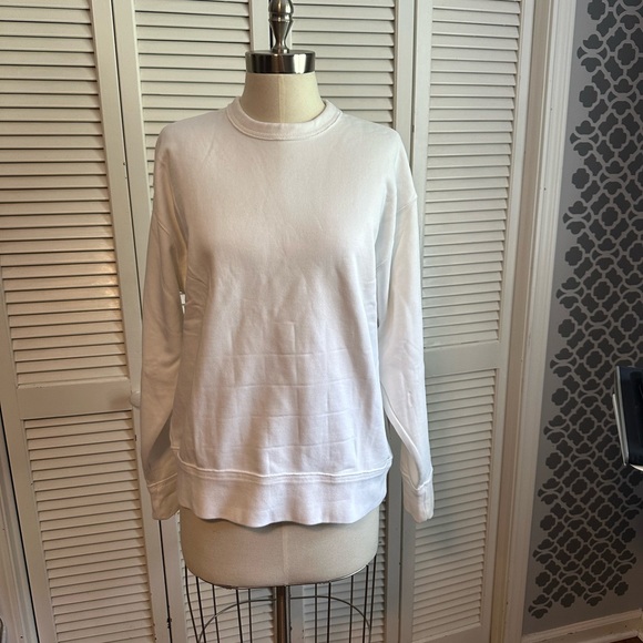 Banana Republic Other - White pullover sweatshirt